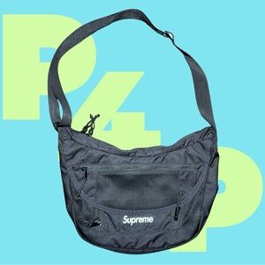 Supreme Small Messenger Bag